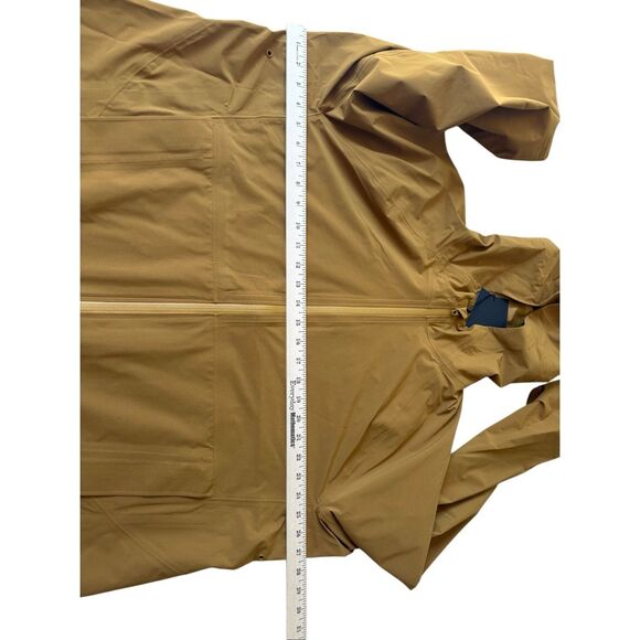 NEW Lululemon Stretch Glyde Waterproof Jacket size XXL Melrose Tan - Picture 13 of 16